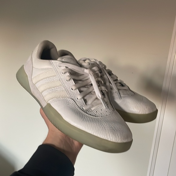 Adidas white shoes - Picture 2 of 2
